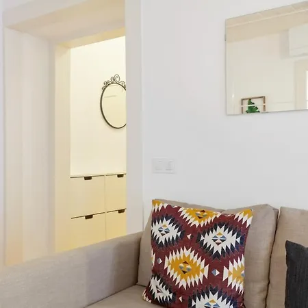Apartment Modern 1bed Apt,sleeps4 Nr Av Almirante Reis