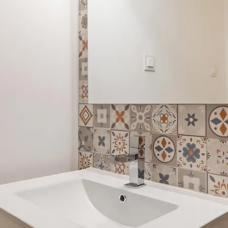 Modern 1bed Apt,sleeps4 Nr Av Almirante Reis