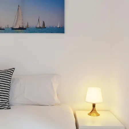 Modern 1bed Apt,sleeps4 Nr Av Almirante Reis * Lisbon