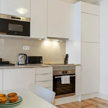 Modern 1bed Apt,sleeps4 Nr Av Almirante Reis Lisboa